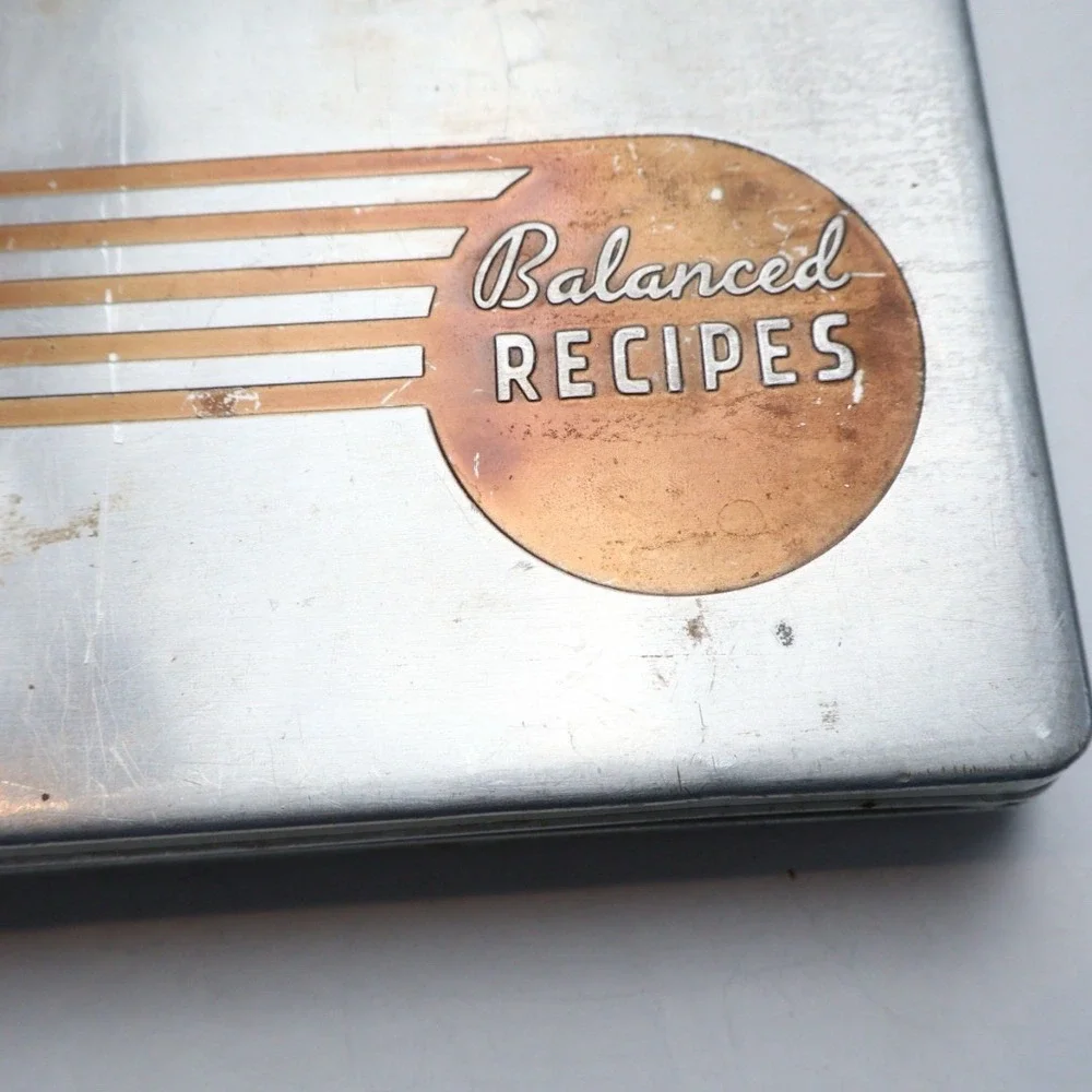 Balanced Recipes Cook book Pillsbury Flour Mi1ls Co. 1933 Spiral First Edition